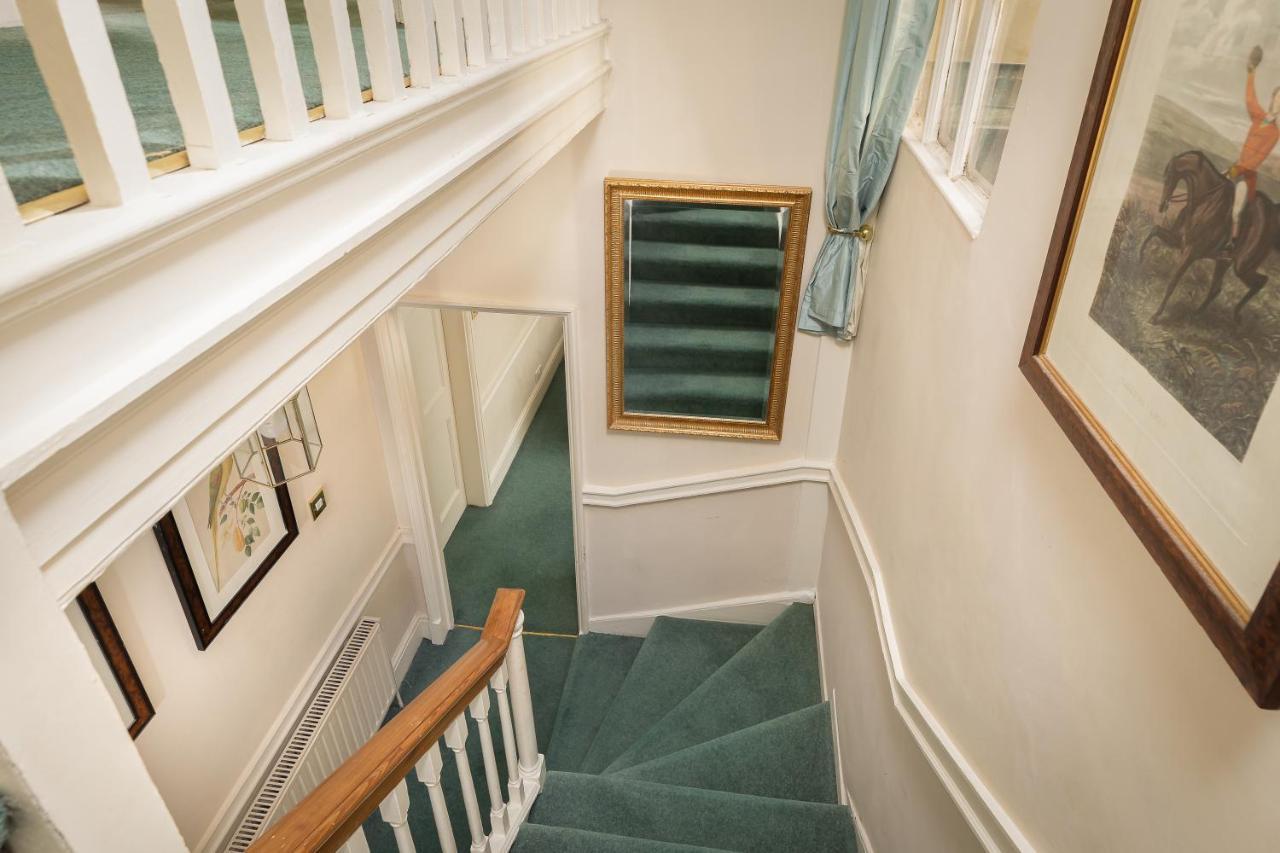 شقة Abbey Mews In The Heart Of Bath, Bath Keys المظهر الخارجي الصورة